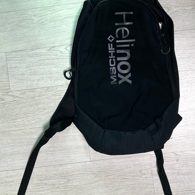미스치프 헬리녹스 콜라보 한정판 백팩 가방 블랙