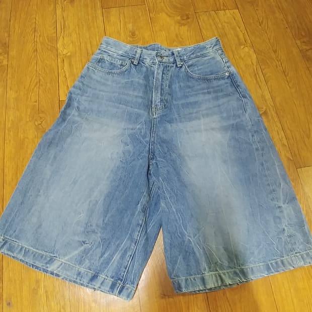 모드나인 Turn me On - MOD8 shorts 28