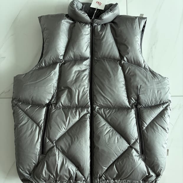 24FW 페치선데이 구스다운 조끼패딩 (L)