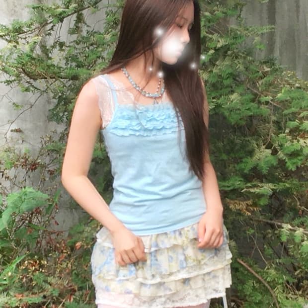 블루 프릴 슬리브리스