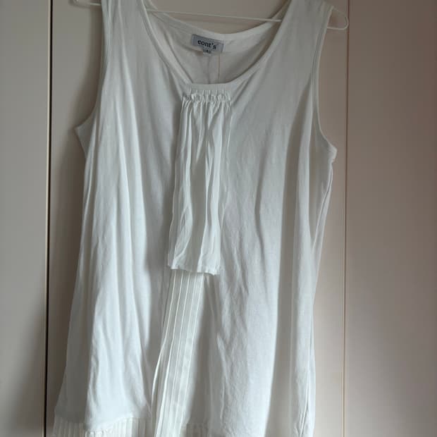 garden swan pleats top (1size)