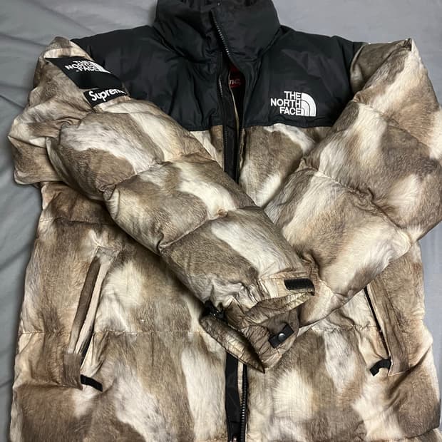 슈프림x노스페이스 퍼눕시 패딩 L