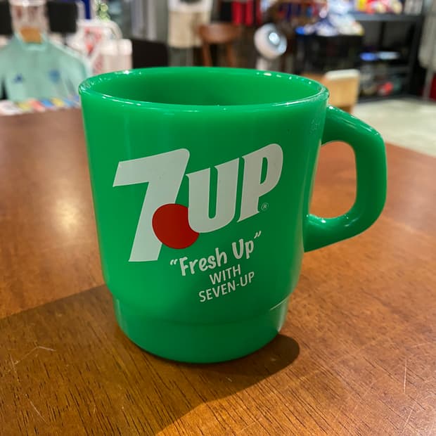 7up 플라스틱 머그컵