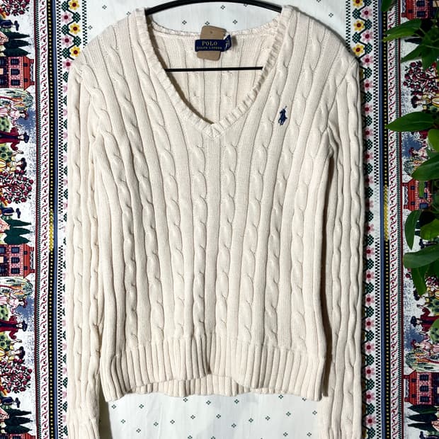 슬림핏 케이블 니트