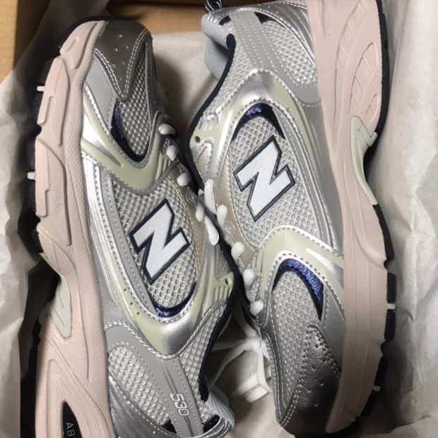 새상품 뉴발란스 530 실버