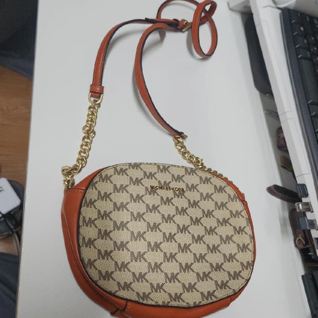 마이클 코어스 MK 로고 크로스백 오렌지