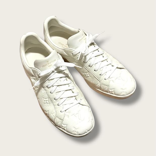 루이비통 화이트 스니커즈 7 (265정도)