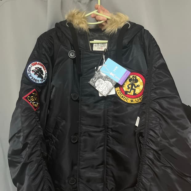 [새상품] 팀코믹스 후디드 점퍼