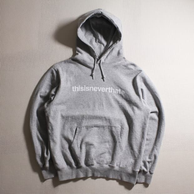 thisisneverthat® 디네뎃 그레이 후드티
