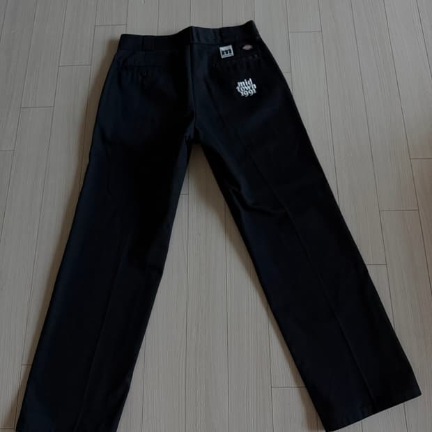디키즈x미드타운 로고 바지