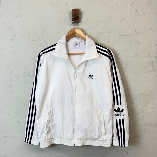 아디다스 화이트 나일론 우븐 삼선 바람막이
