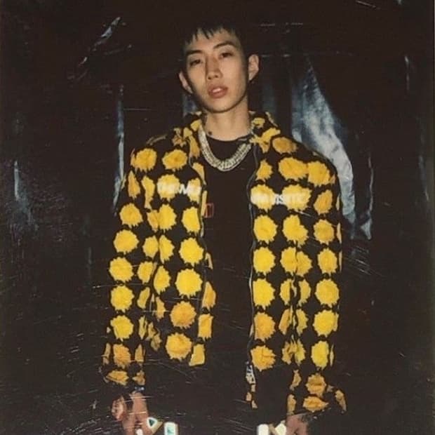 더뮤지엄비지터 박재범 플라워 재킷