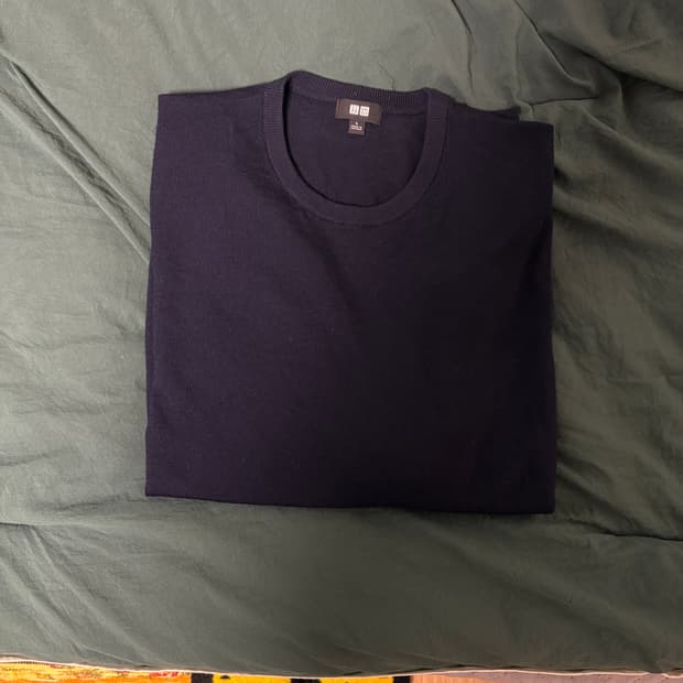 유니클로 램스울 크루넥 스웨터