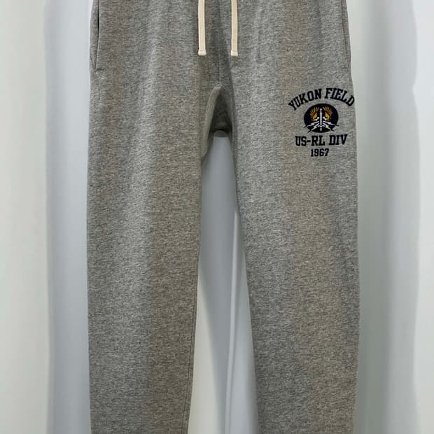 폴로 랄프로렌 유콘필드 플리스 그래픽 멜란지 그레이 조거 스웻팬츠