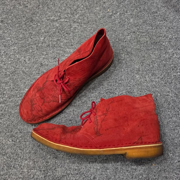 슈프림 x 클락스 데저트 맵 스웨이드 처커부츠 데저트 부츠 US 9.5