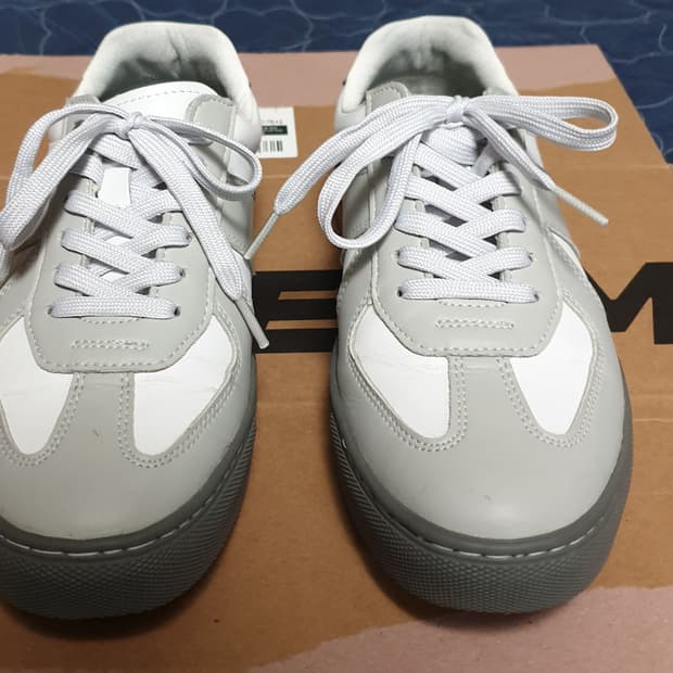 LAR 뮌헨 화이트 스니커즈 (240)