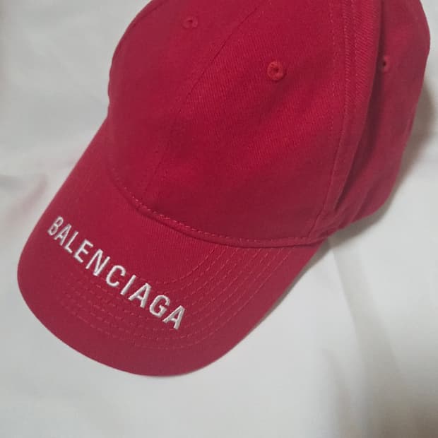 발렌시아가 볼캡 모자 레드 L사이즈