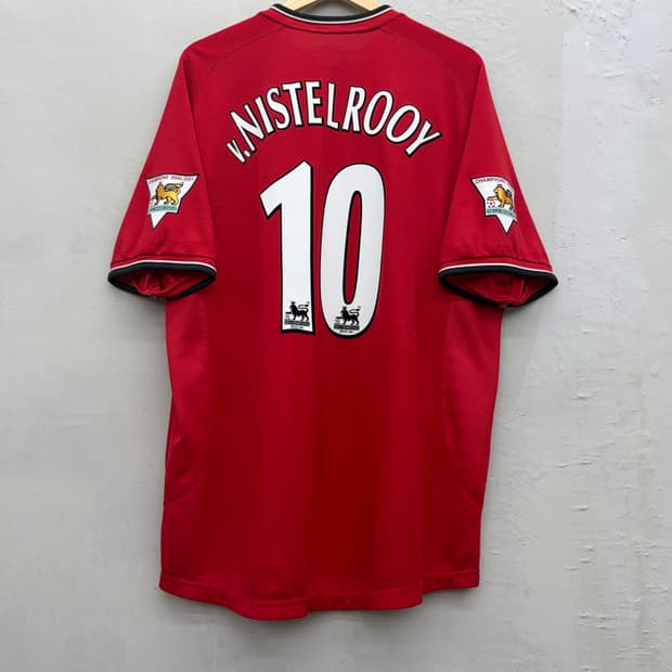 엄브로 00-02 맨체스터 유나이티드 홈 리그킷 뤼트 반니스텔루이