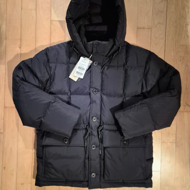 에피그램 카라코람 다운 점퍼 M 새제품