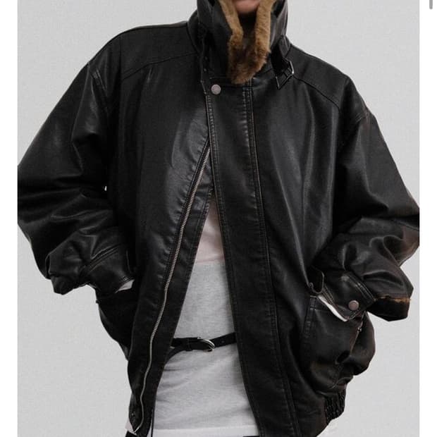 어텀 로건 퍼 무스탕 점퍼 black