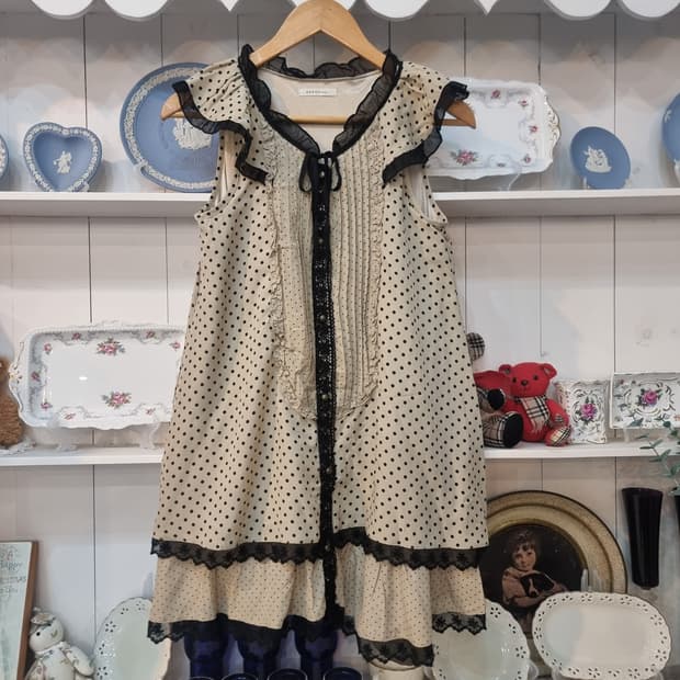 axes femme 도트 레이스 프릴 원피스