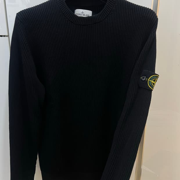 24fw 스톤아일랜드 골지니트 L (새상품급)