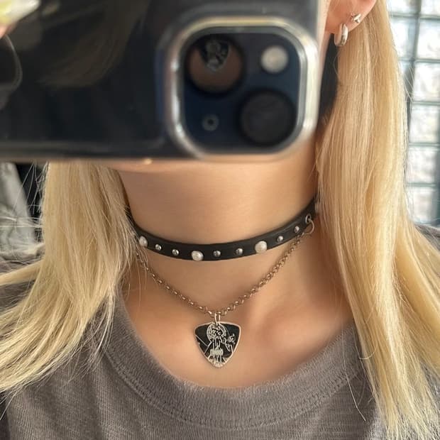 LEATHER CHOKER 가죽 초커