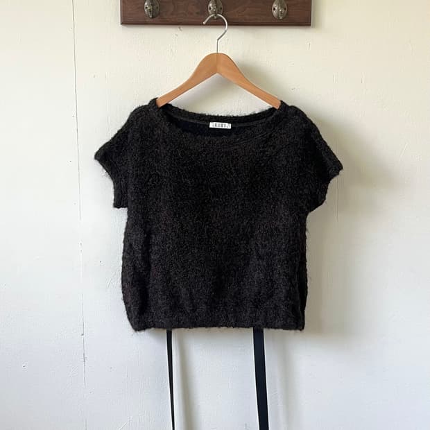 IKUKO 백 로브 스웨터