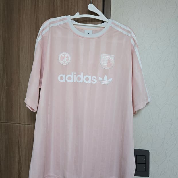 아디다스 반팔티 숏슬리브저지 핑크