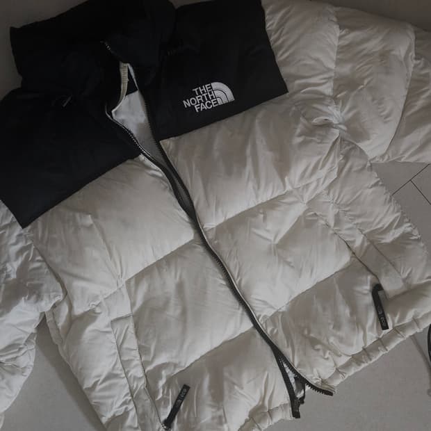 노스페이스 흰색 눕시 사이즈 l