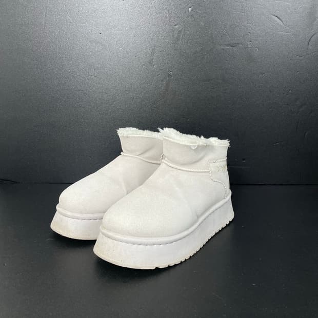 [240] UGG 미국어그 미니 부츠