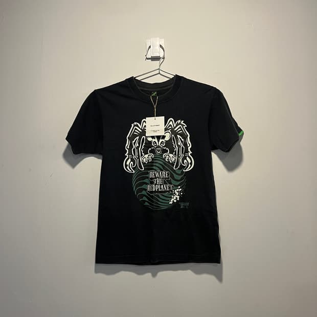 01’s neighborhood t-shirt