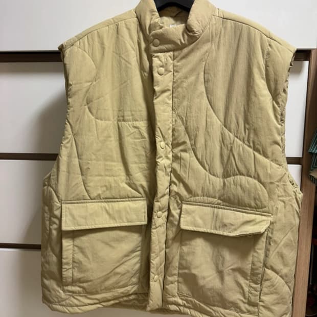 H&M 패딩조끼 