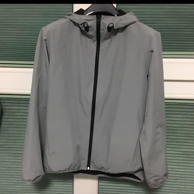 유니클로 gu 바람막이