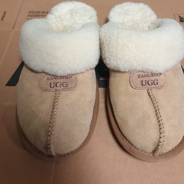 호주 KANGROO UGG 양모 슬리퍼 40 (260)