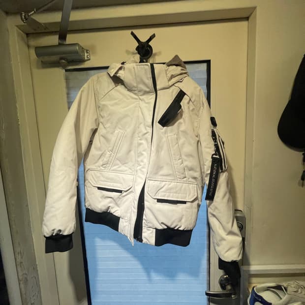 네셔널 숏패딩 s