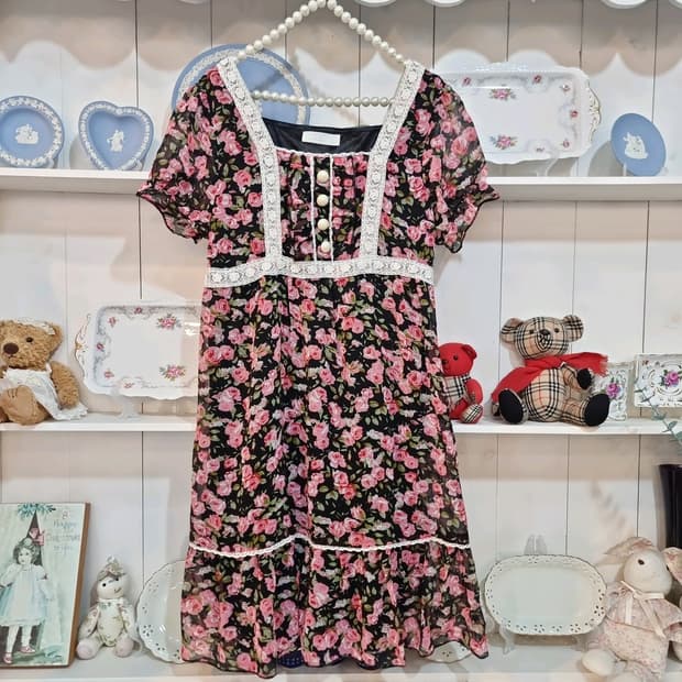 디어리 로즈 패턴 쉬폰 원피스