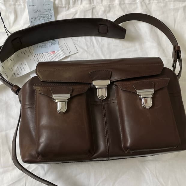 르메르 기어백 미디움 다크초콜렛