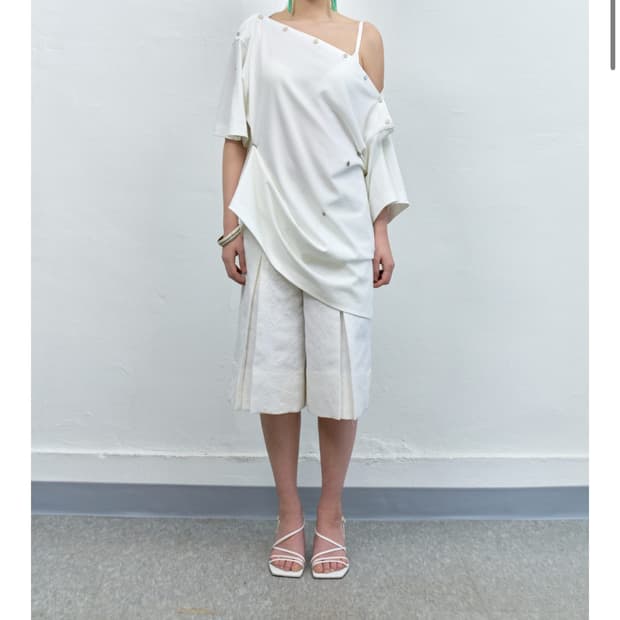 Tiles 스냅 하프 티셔츠