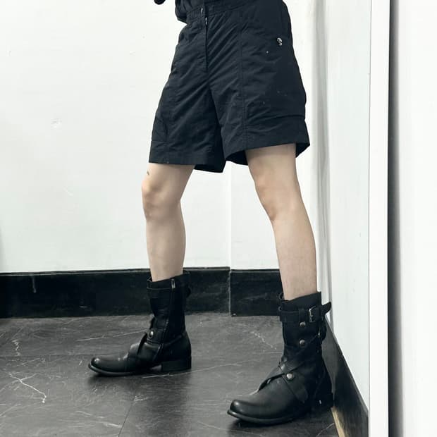 솔리드옴므 22SS 나일론 하프 팬츠