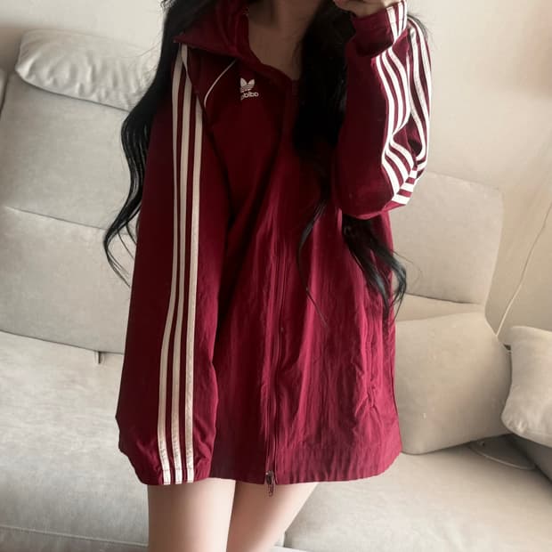 아디다스 딥레드 버건디 투웨이 바람막이