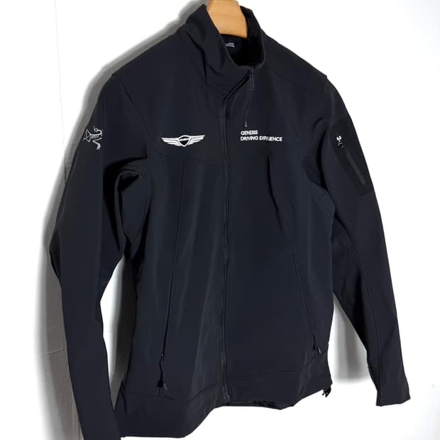 아크테릭스 아크테릭스자켓 등산봇