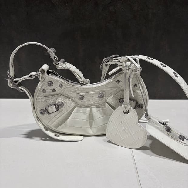 발렌시아가 화이트크리스탈 르카골백S