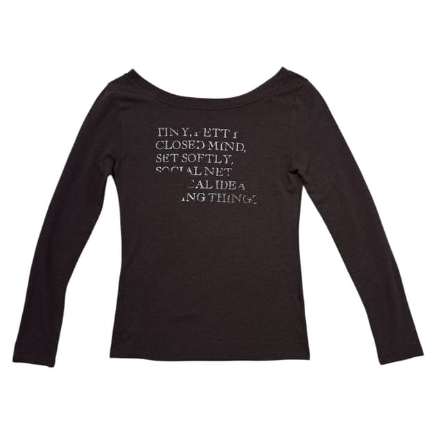 브라운 레터링 오프숄더 긴팔 티셔츠