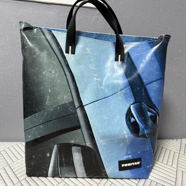 프라이탁 밥 전사 타프 판매합니다.(민트택 O)