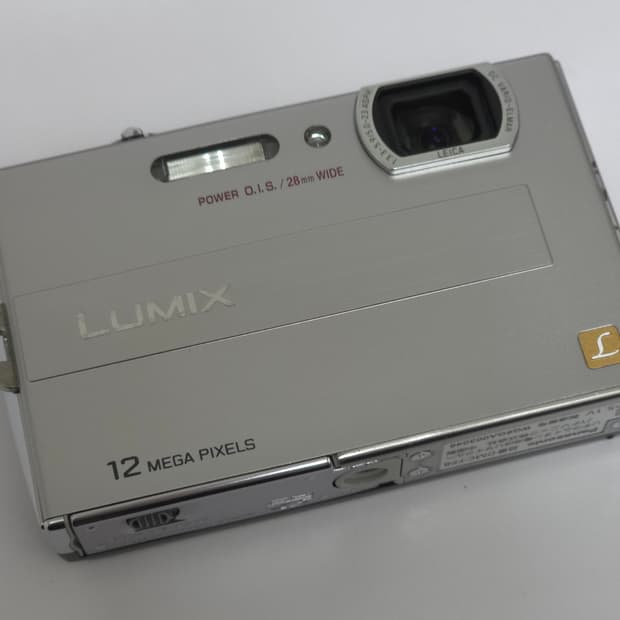 파나소닉 루믹스 DMC-FP8