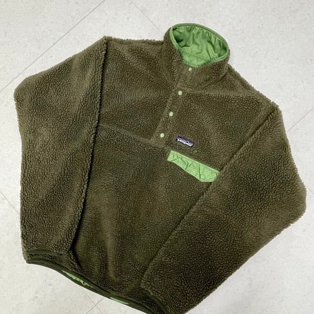[S] 파타고니아 빈티지 글리세이드 리버시블 딥파일 신칠라 카키/그린