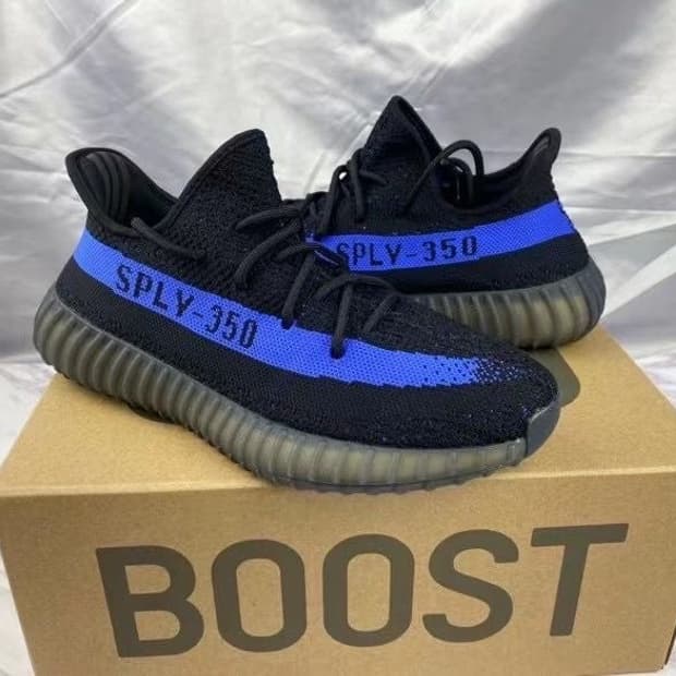 아디다스 이지 부스트 350 V2 다즐링 블루