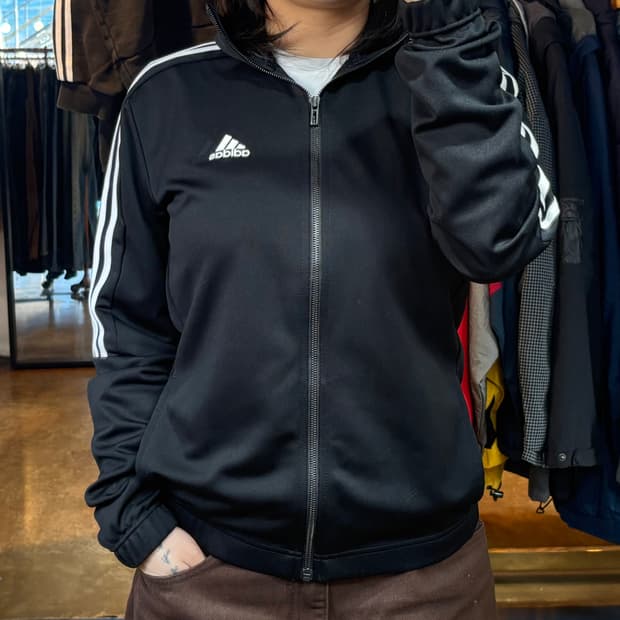 아디다스 사이드라인 블랙 트랙탑