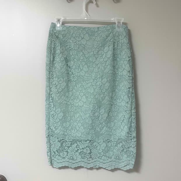 페어리 민트 레이스 미디 스커트